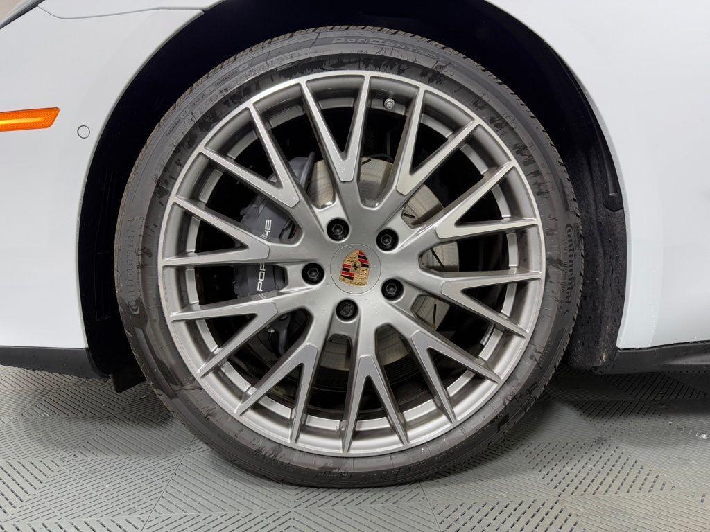 new 2026 Porsche Panamera car, priced at $134,670