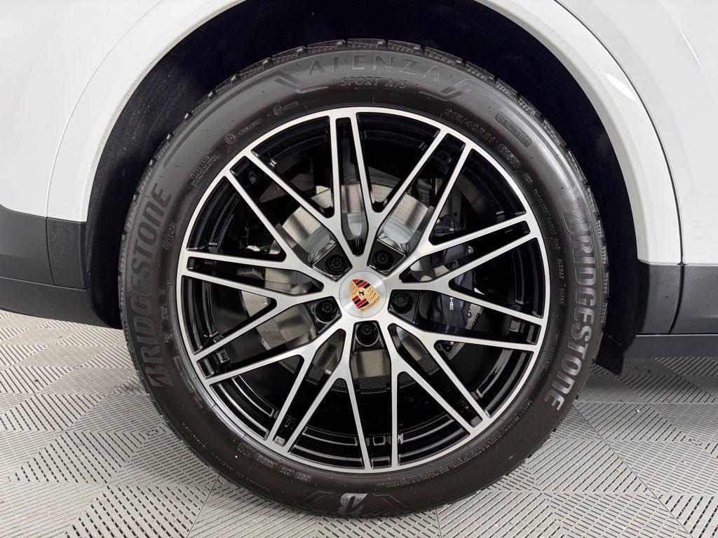 used 2026 Porsche Cayenne car, priced at $98,025