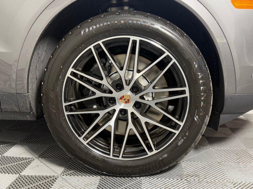new 2026 Porsche Cayenne car, priced at $124,620