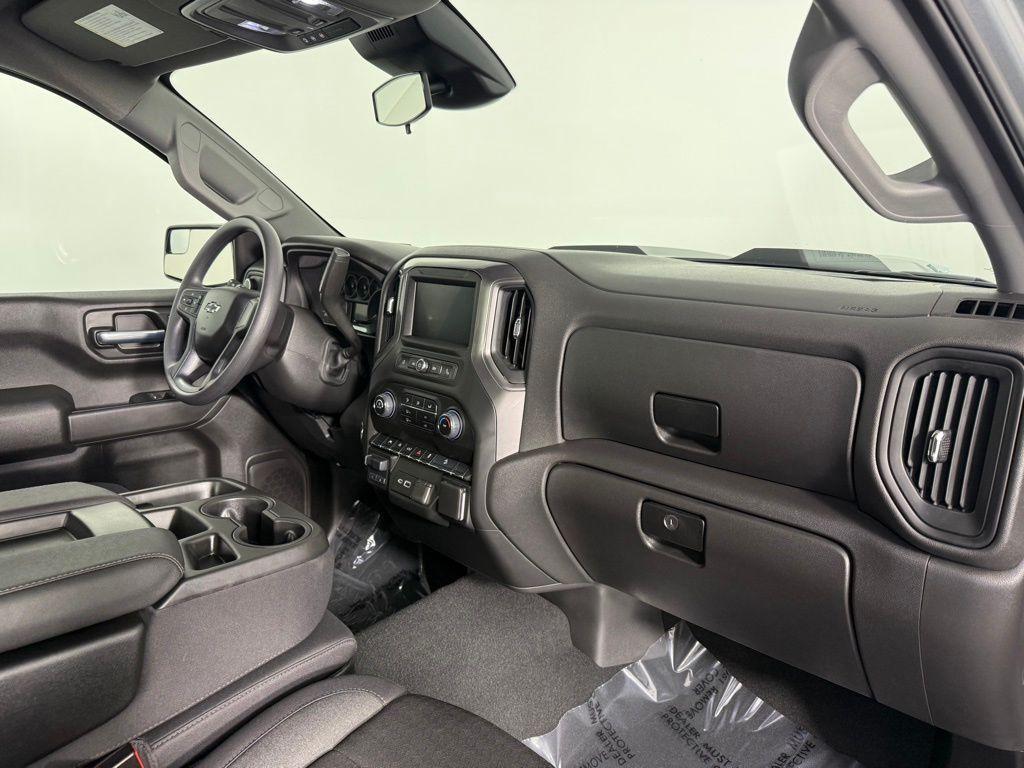 used 2025 Chevrolet Silverado 1500 car, priced at $42,995