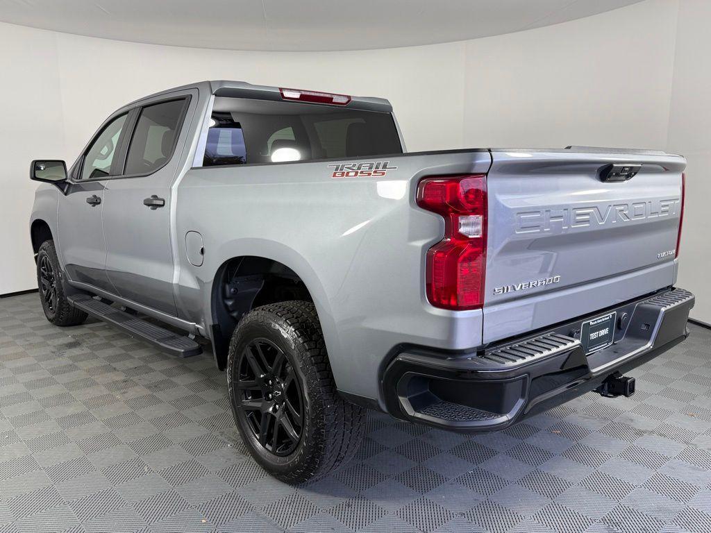 used 2025 Chevrolet Silverado 1500 car, priced at $42,995
