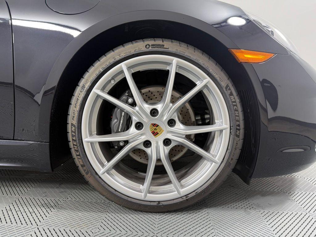 new 2025 Porsche 718 Boxster car, priced at $100,085