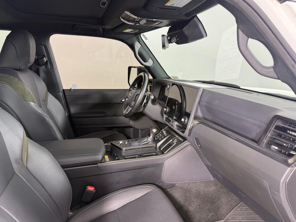 used 2024 Lexus GX 550 car, priced at $82,995