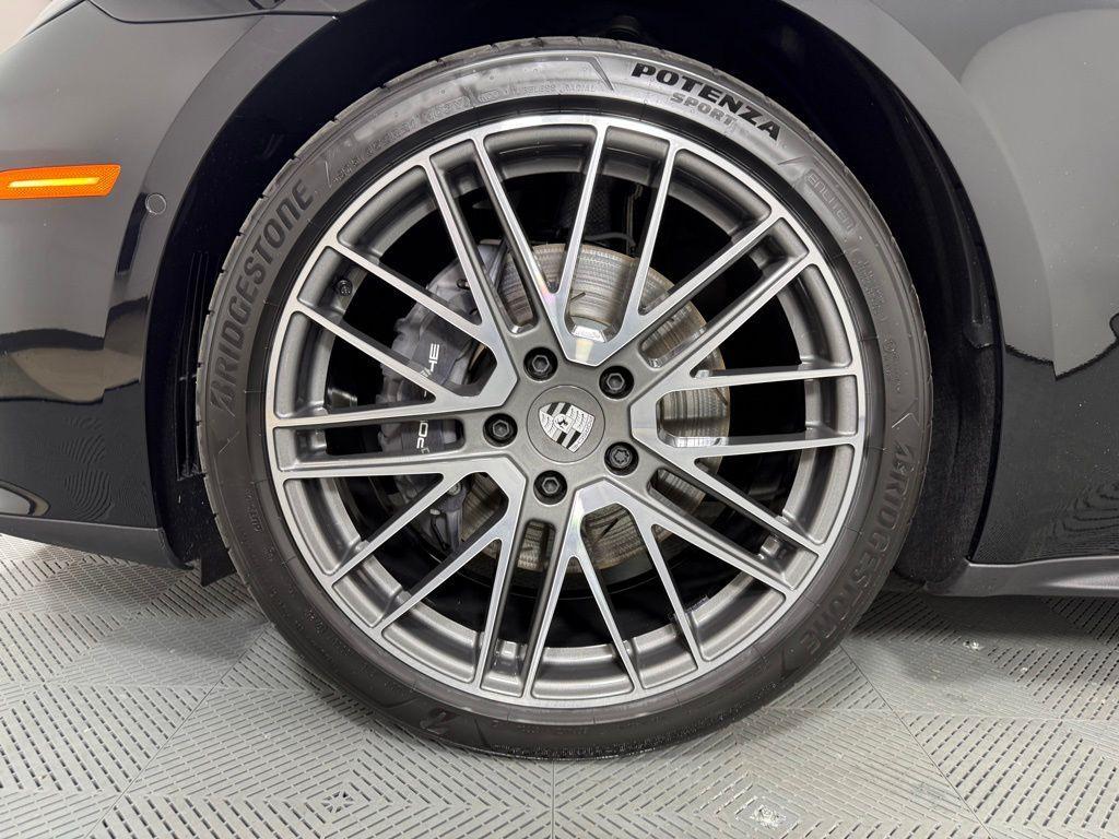 new 2025 Porsche Panamera car, priced at $128,075
