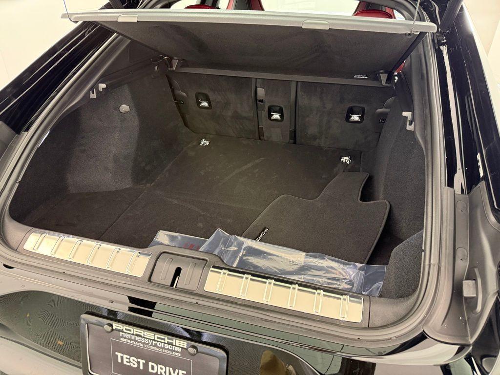 new 2025 Porsche Panamera car, priced at $128,075