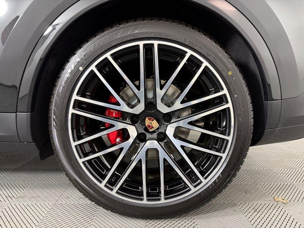new 2026 Porsche Cayenne car, priced at $138,910
