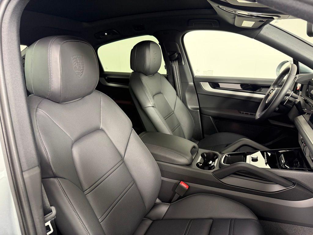new 2026 Porsche Cayenne car, priced at $106,050