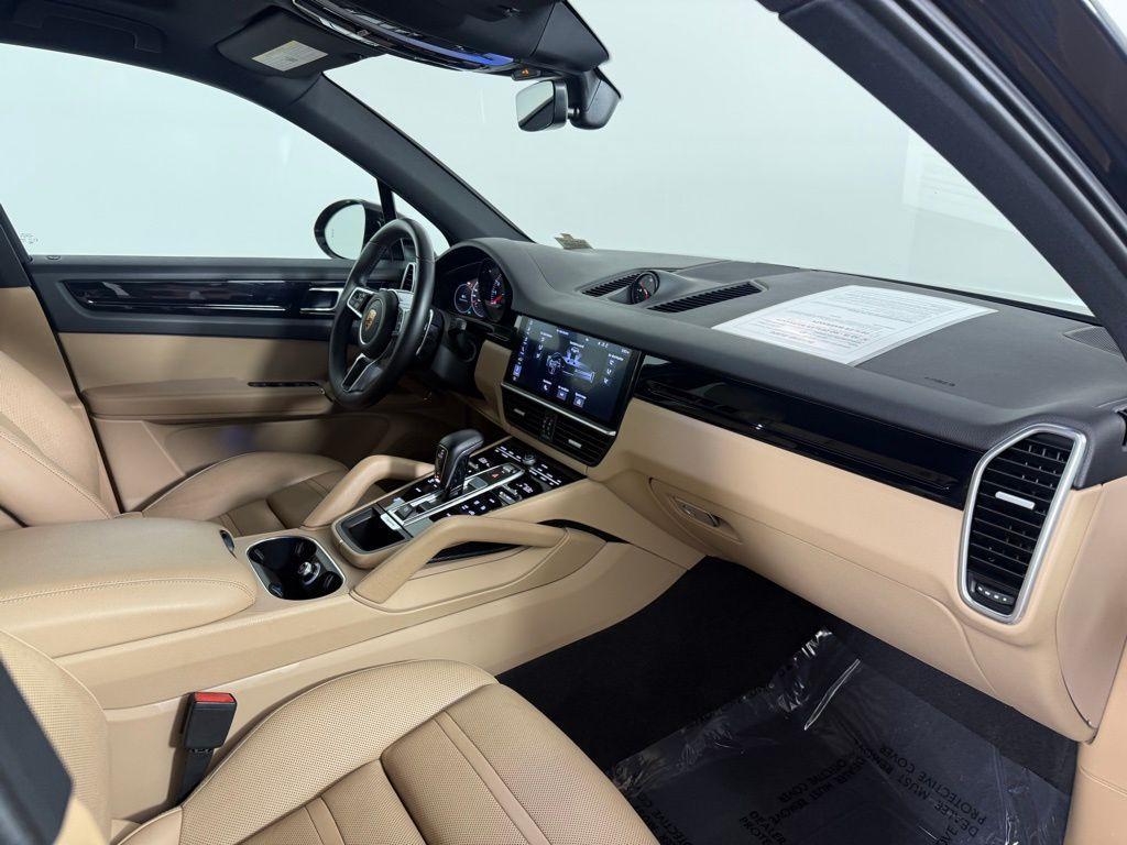 used 2020 Porsche Cayenne car, priced at $31,595