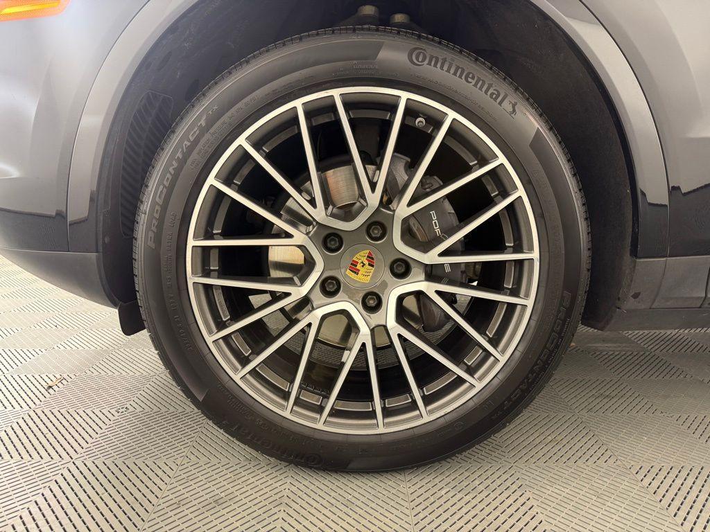 used 2020 Porsche Cayenne car, priced at $31,595