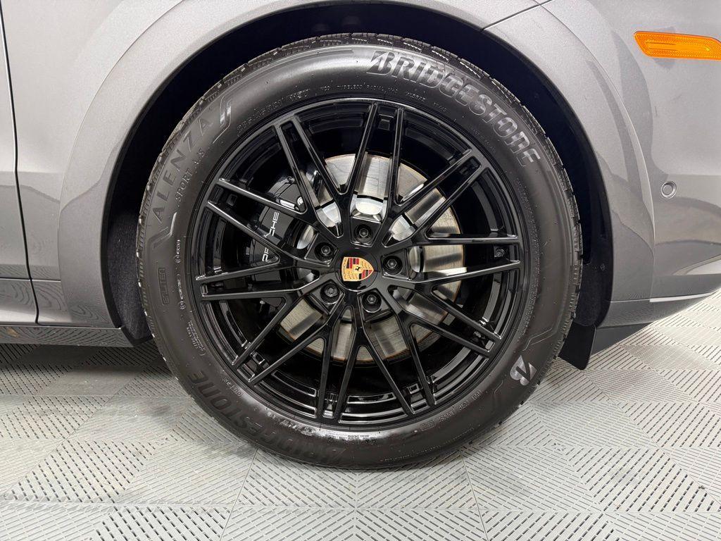 new 2026 Porsche Cayenne car, priced at $151,900