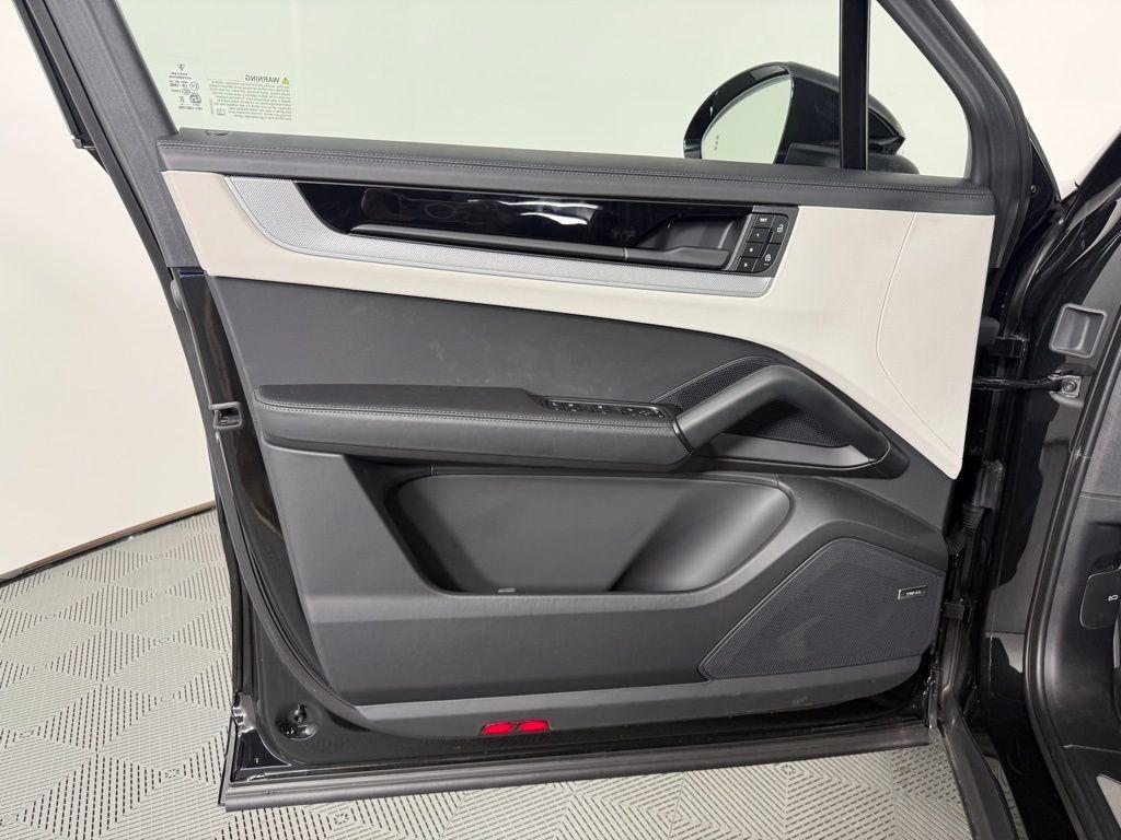new 2025 Porsche Cayenne car, priced at $109,045