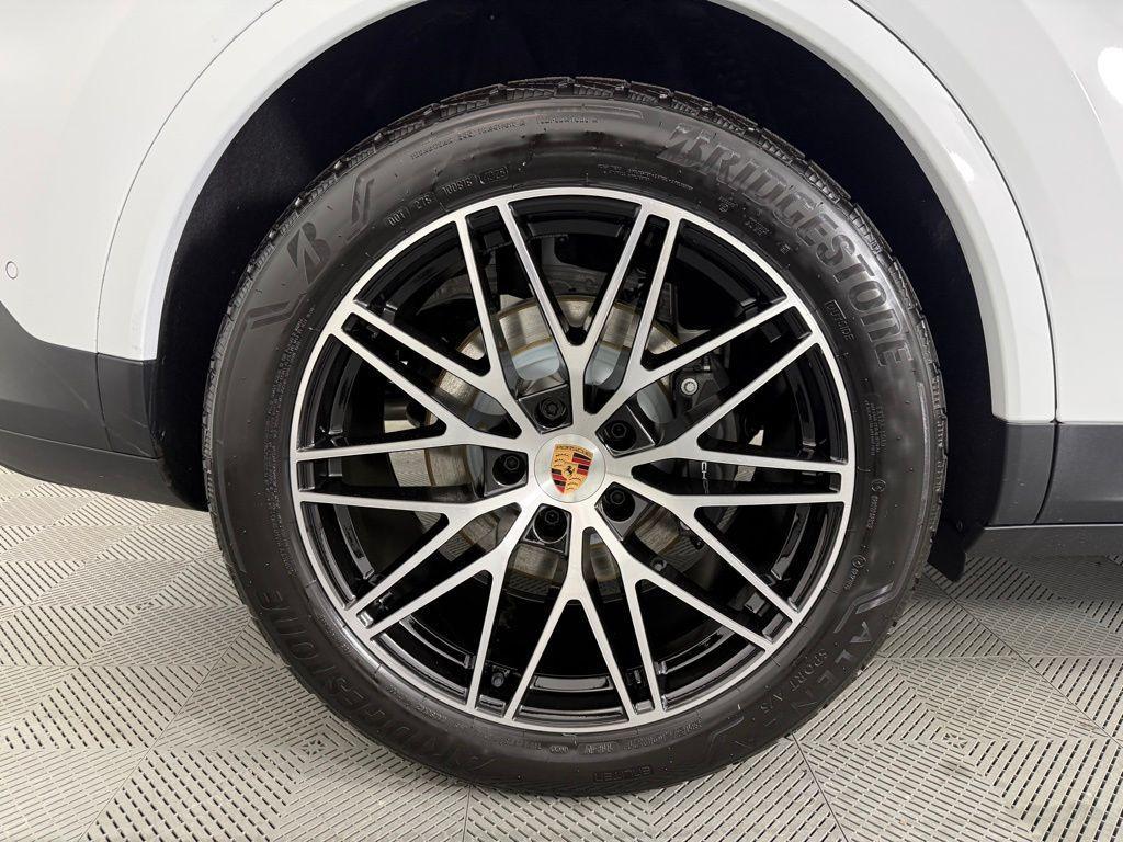 new 2026 Porsche Cayenne car, priced at $127,600