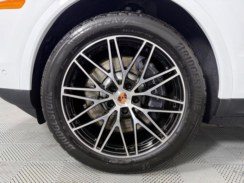 new 2026 Porsche Cayenne car, priced at $127,600