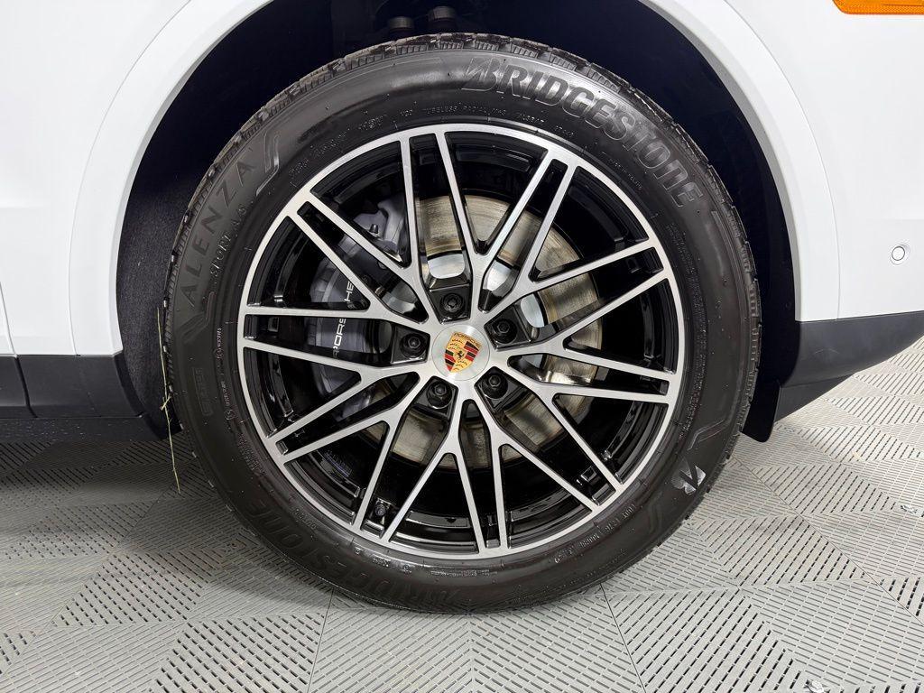 new 2026 Porsche Cayenne car, priced at $127,600