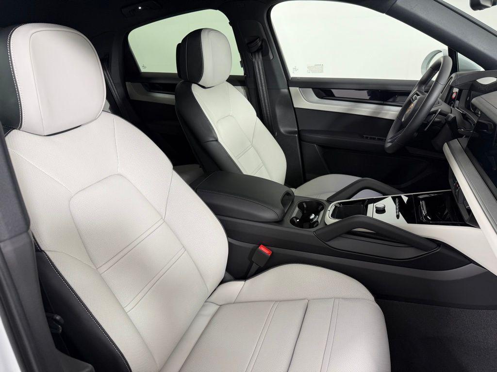 new 2026 Porsche Cayenne car, priced at $127,600