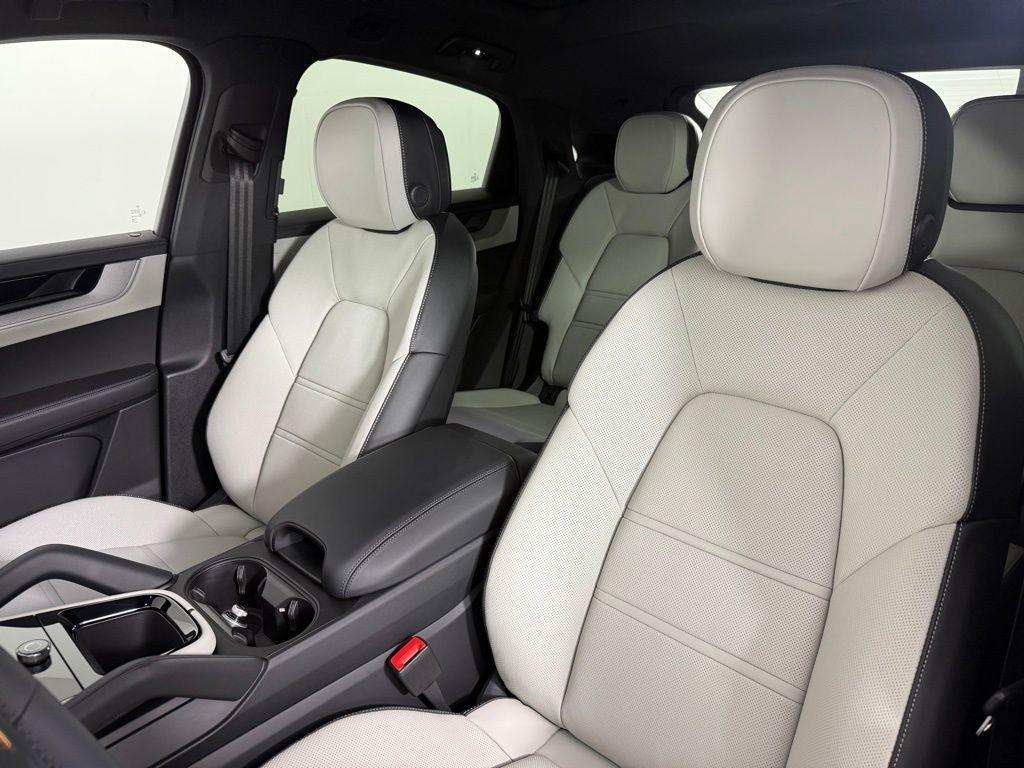 new 2026 Porsche Cayenne car, priced at $127,600