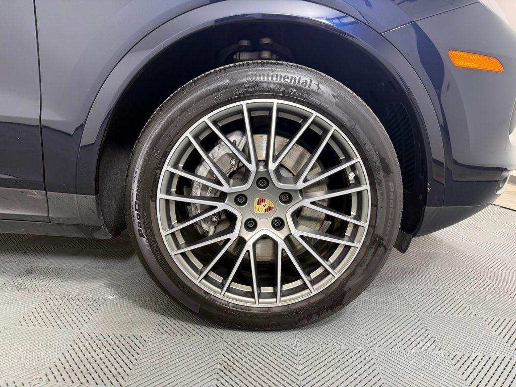 used 2023 Porsche Cayenne car, priced at $76,025
