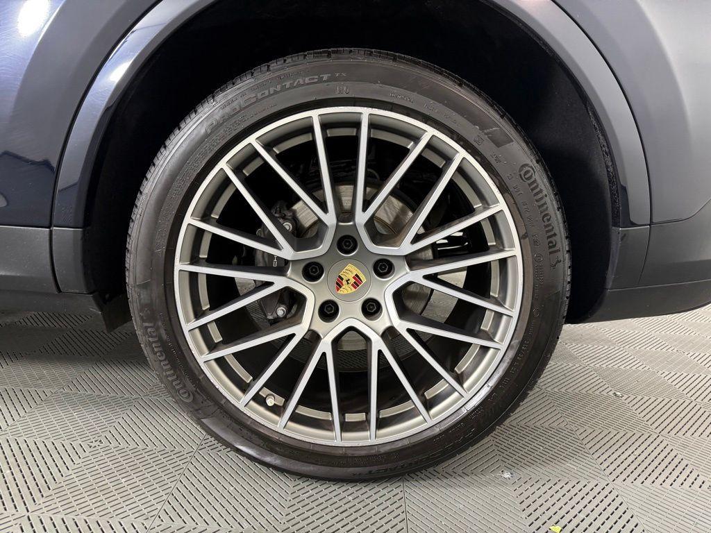 used 2023 Porsche Cayenne car, priced at $76,025
