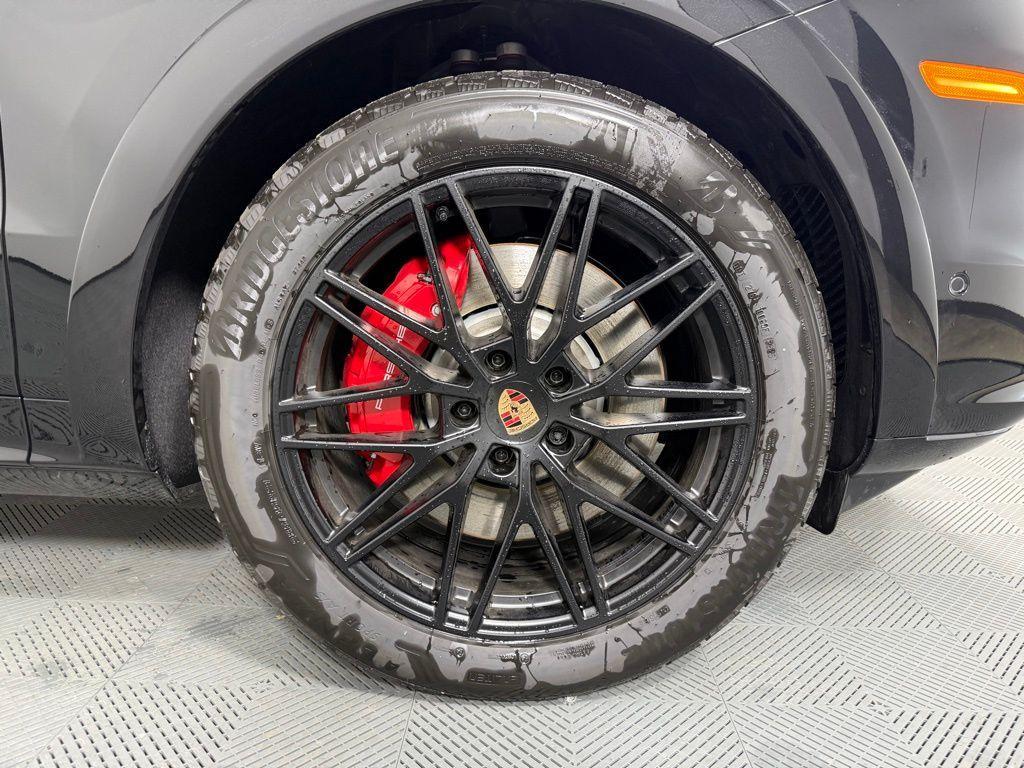 new 2026 Porsche Cayenne car, priced at $155,340