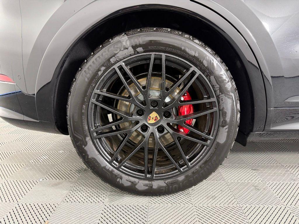new 2026 Porsche Cayenne car, priced at $155,340