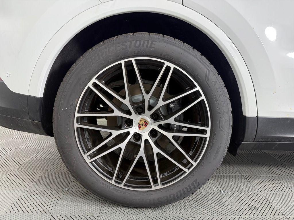 new 2026 Porsche Cayenne car, priced at $126,840