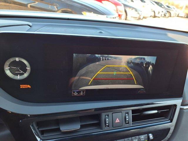 used 2022 Lexus ES 300h car, priced at $33,966