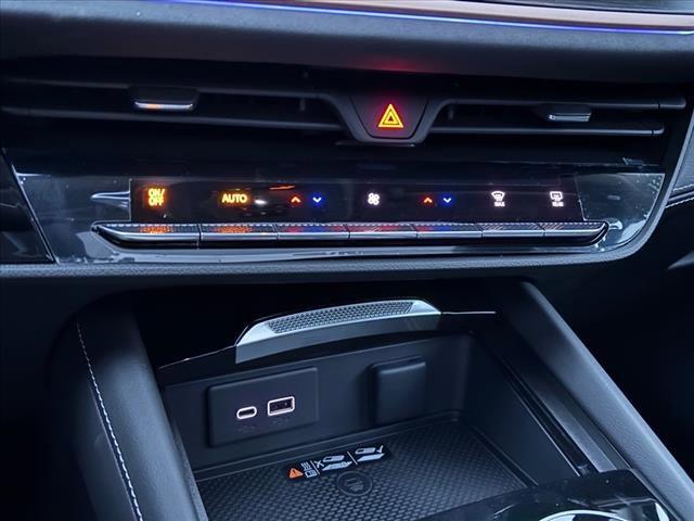 new 2025 Buick Envision car, priced at $39,362