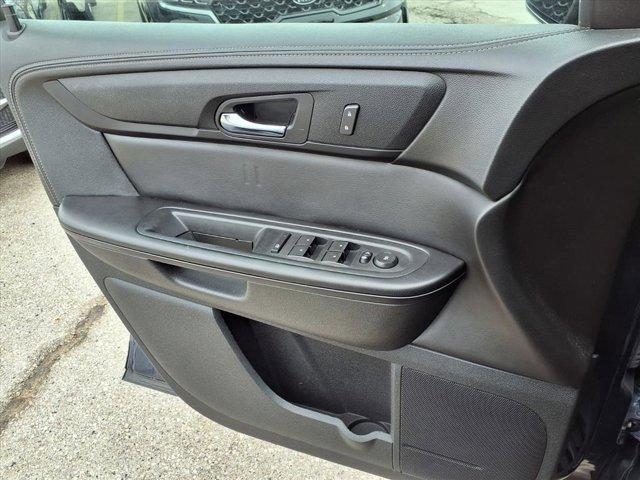 used 2015 GMC Acadia car, priced at $14,990