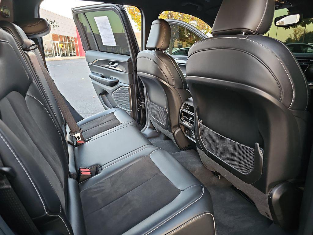 used 2022 Jeep Grand Cherokee car, priced at $30,000