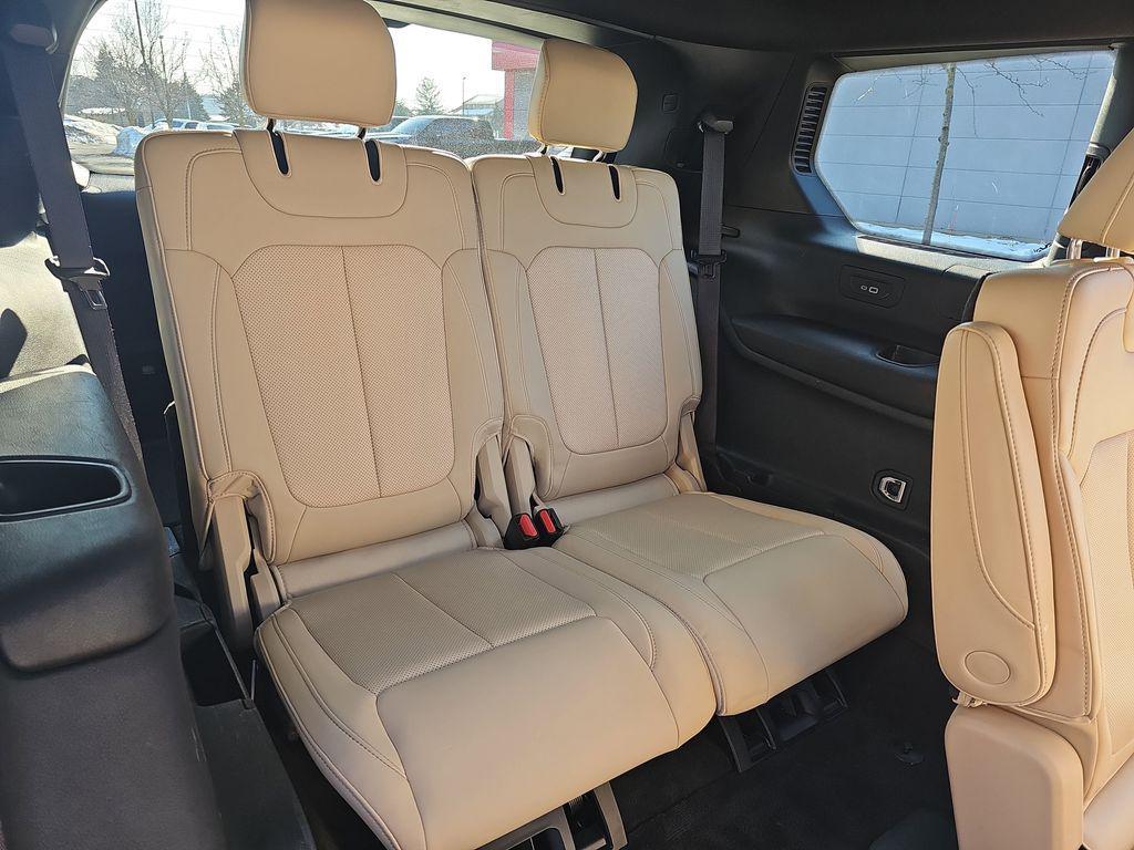 used 2023 Jeep Grand Cherokee L car, priced at $32,100