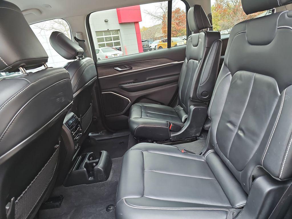 used 2021 Jeep Grand Cherokee L car, priced at $28,999