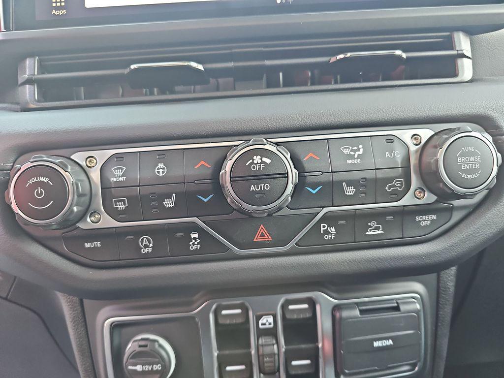 new 2025 Jeep Wrangler car, priced at $49,183