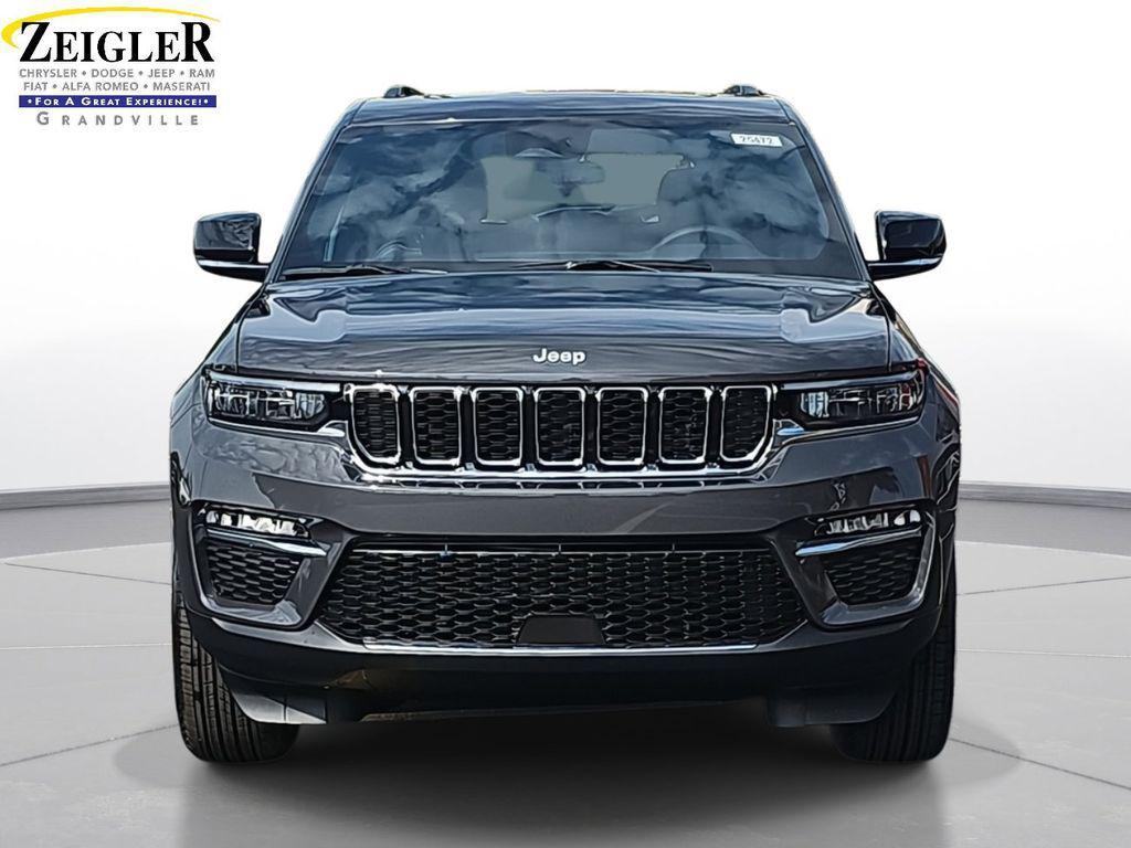 new 2025 Jeep Grand Cherokee car, priced at $44,096