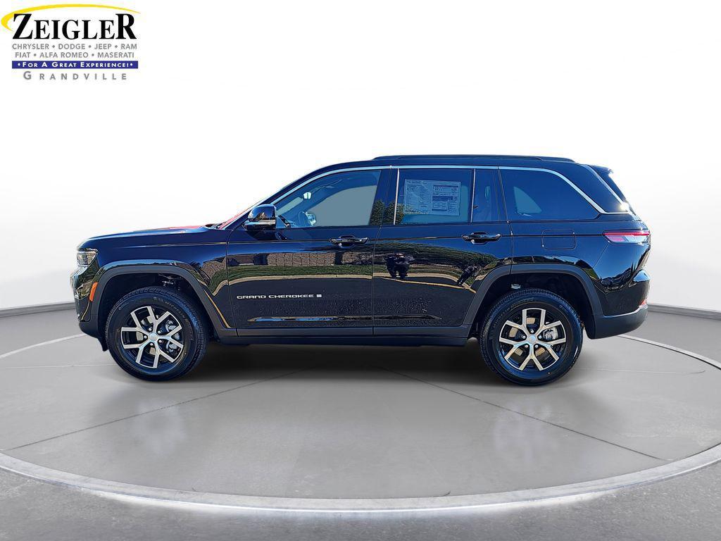 new 2025 Jeep Grand Cherokee car, priced at $44,096