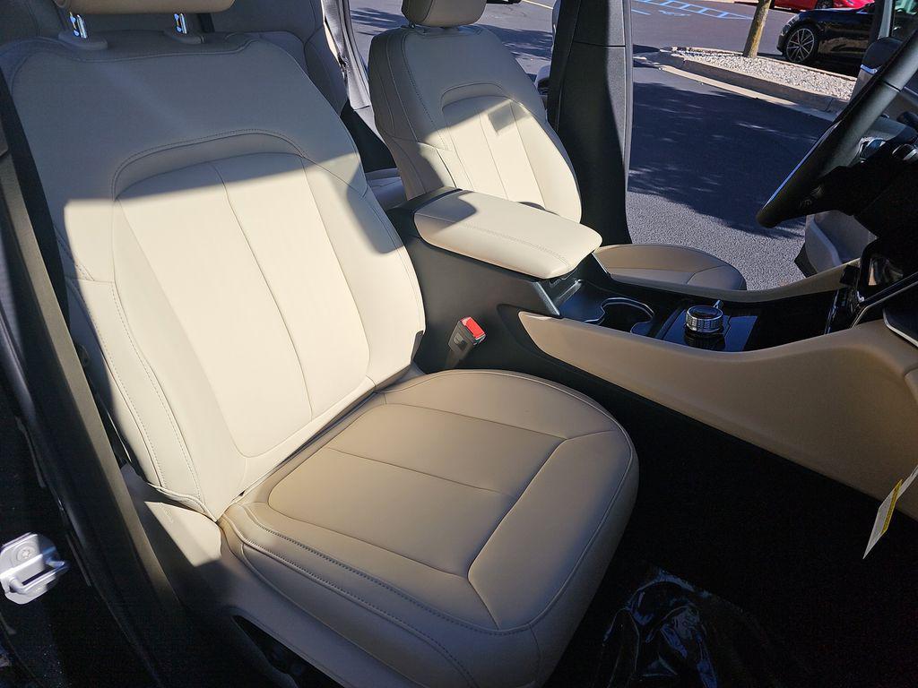 new 2025 Jeep Grand Cherokee car, priced at $44,096