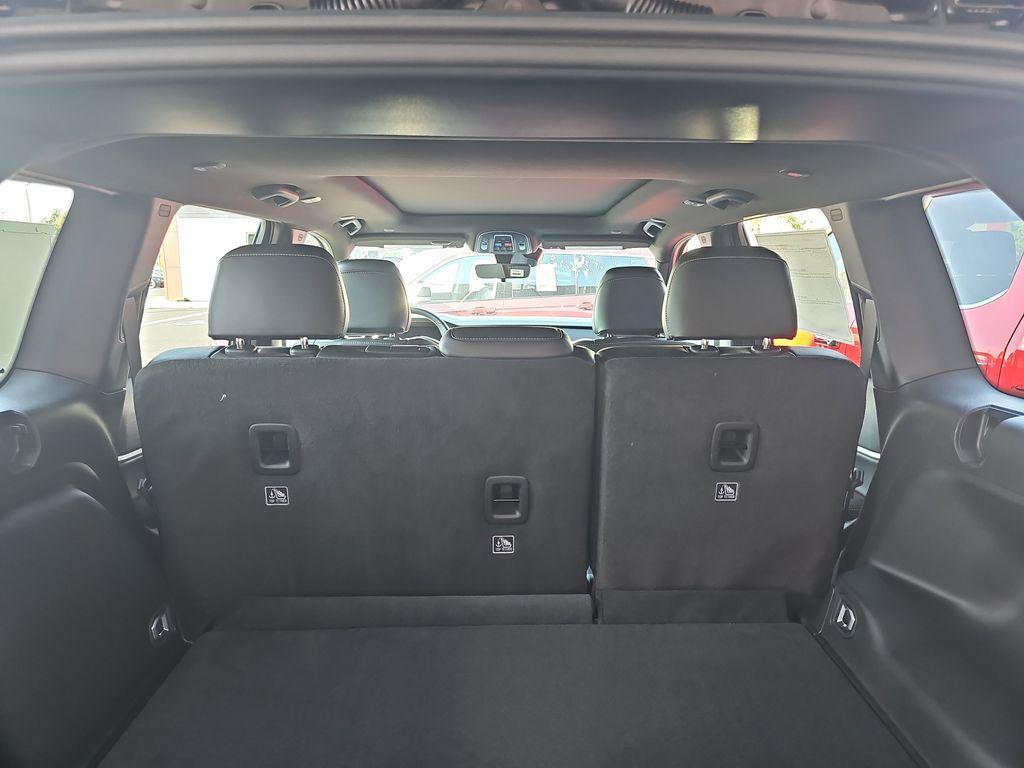 new 2025 Jeep Grand Cherokee car, priced at $46,137