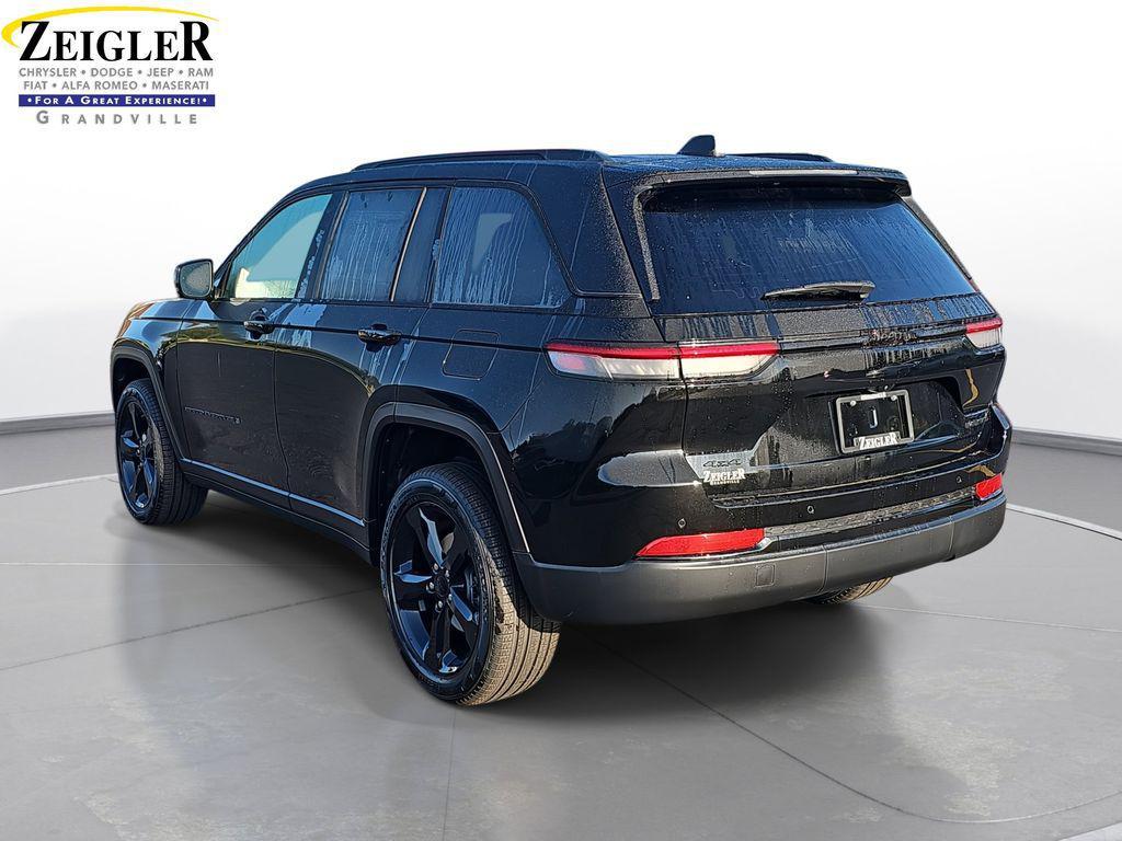 new 2025 Jeep Grand Cherokee car, priced at $46,451