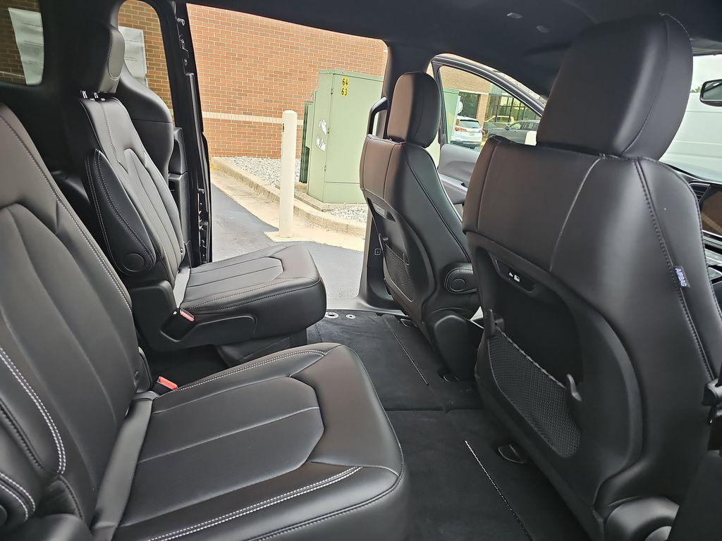 new 2026 Chrysler Pacifica car, priced at $43,525