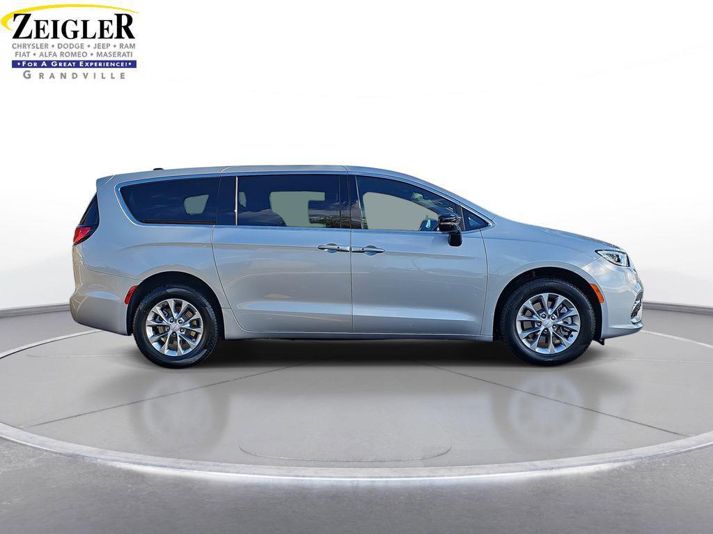 new 2026 Chrysler Pacifica car, priced at $43,737