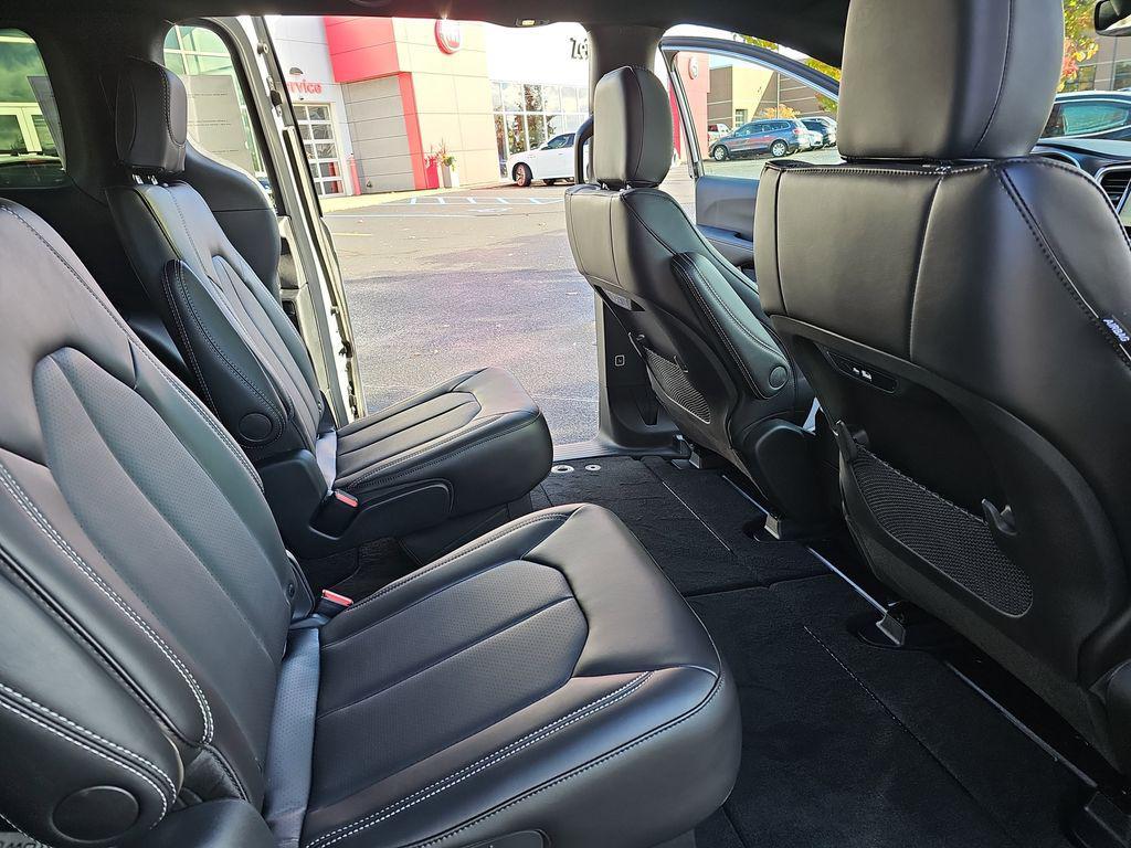 new 2026 Chrysler Pacifica car, priced at $43,737