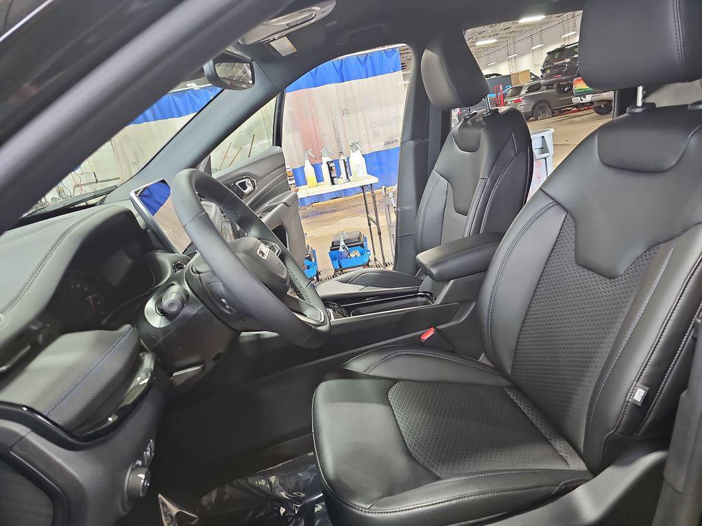 new 2026 Jeep Compass car, priced at $33,673