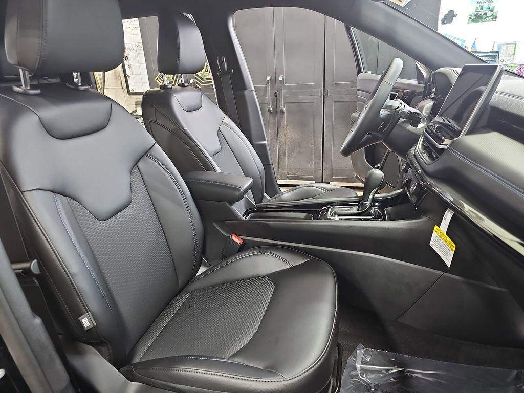 new 2026 Jeep Compass car, priced at $33,673