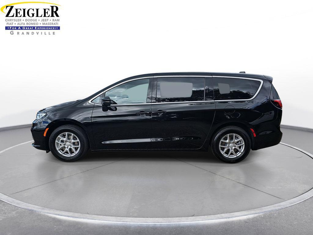 new 2026 Chrysler Pacifica car, priced at $36,296