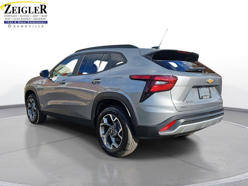 used 2025 Chevrolet Trax car, priced at $21,900