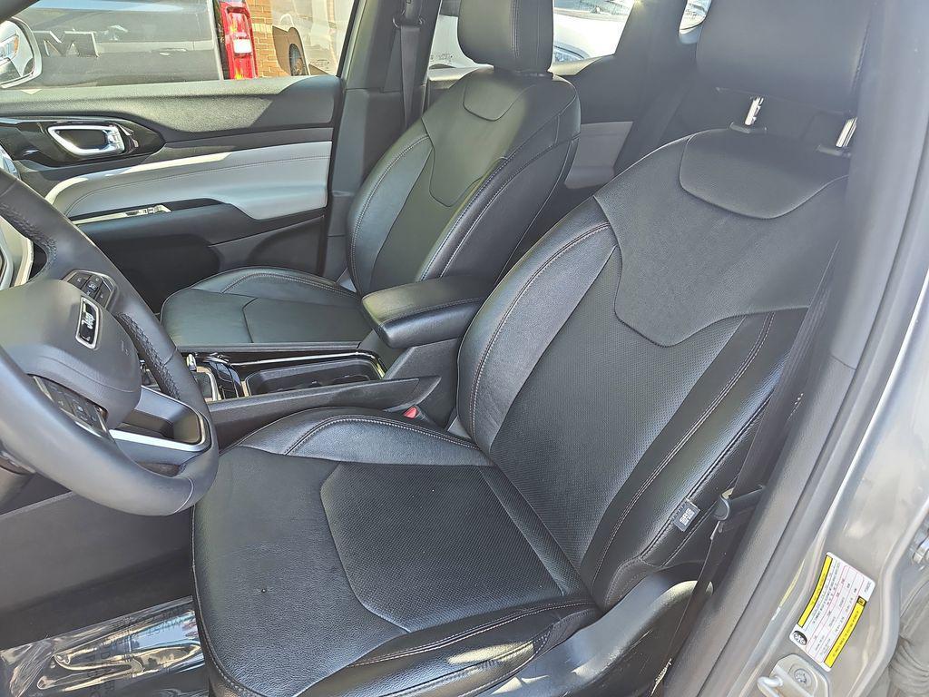 used 2023 Jeep Compass car, priced at $20,800