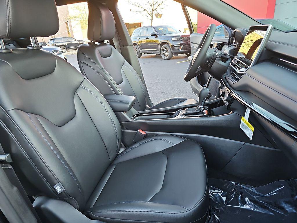 new 2026 Jeep Compass car, priced at $34,282