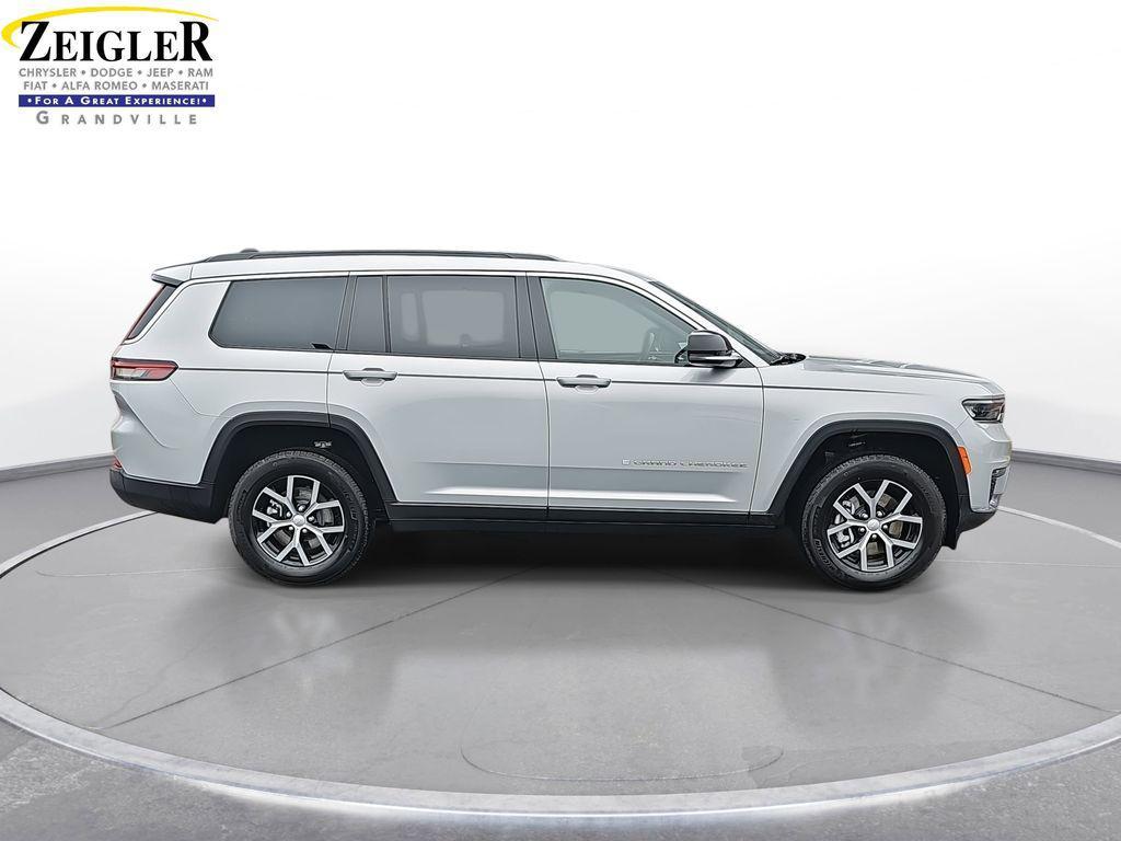 new 2025 Jeep Grand Cherokee L car, priced at $41,270