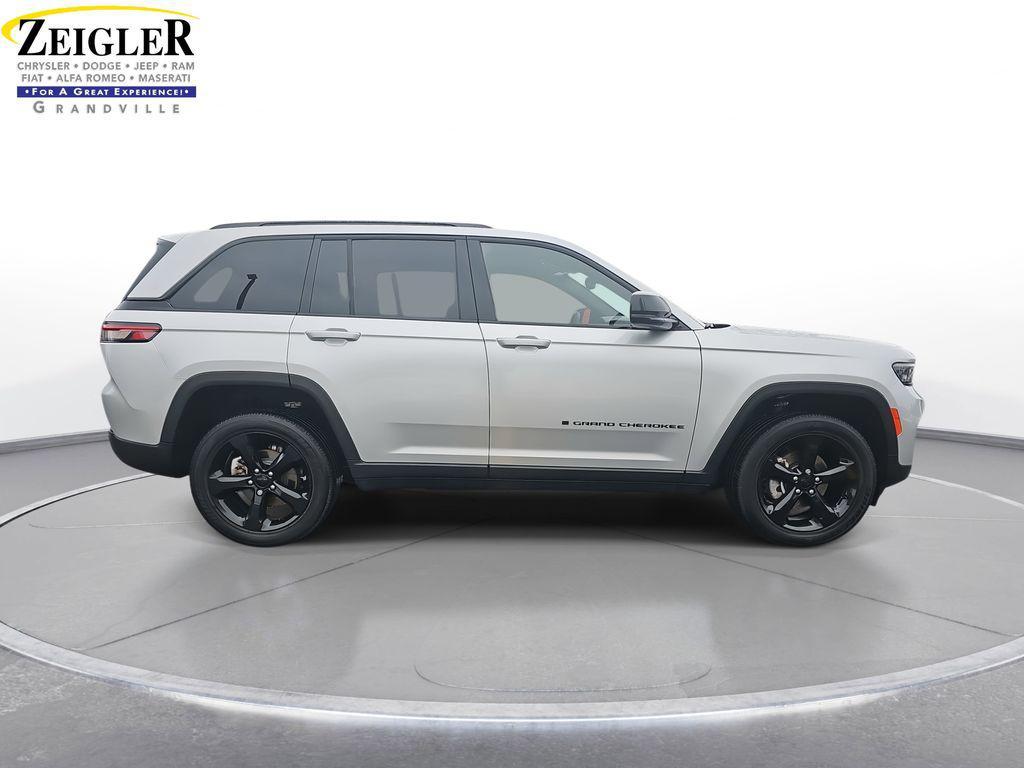 used 2023 Jeep Grand Cherokee car, priced at $31,999