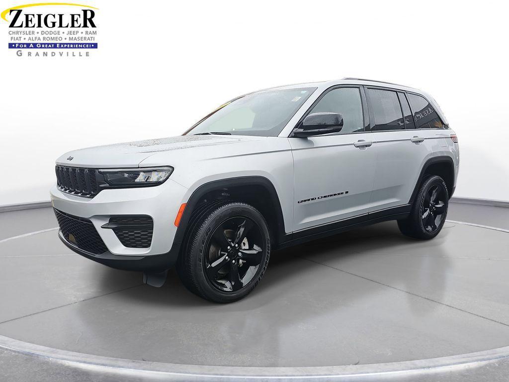 used 2023 Jeep Grand Cherokee car, priced at $31,999