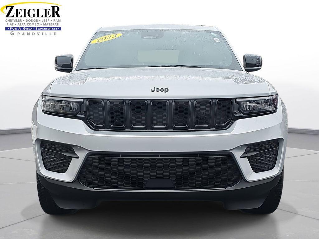 used 2023 Jeep Grand Cherokee car, priced at $31,999